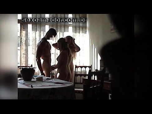 ❤️ Amigos sexuais convidam um homem gigante e uma ménage à trois com ele ☑ Porno em pt-br.moresexmovies.ru ❤